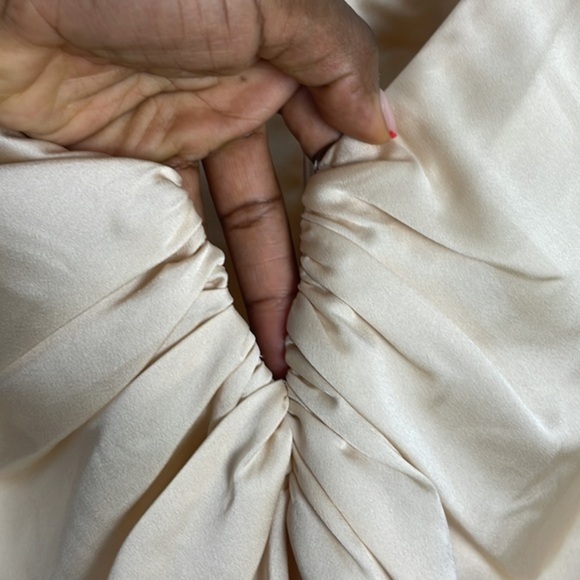 NWT ASTR Satin Balloon Puff Sleeve Top - Picture 5 of 11